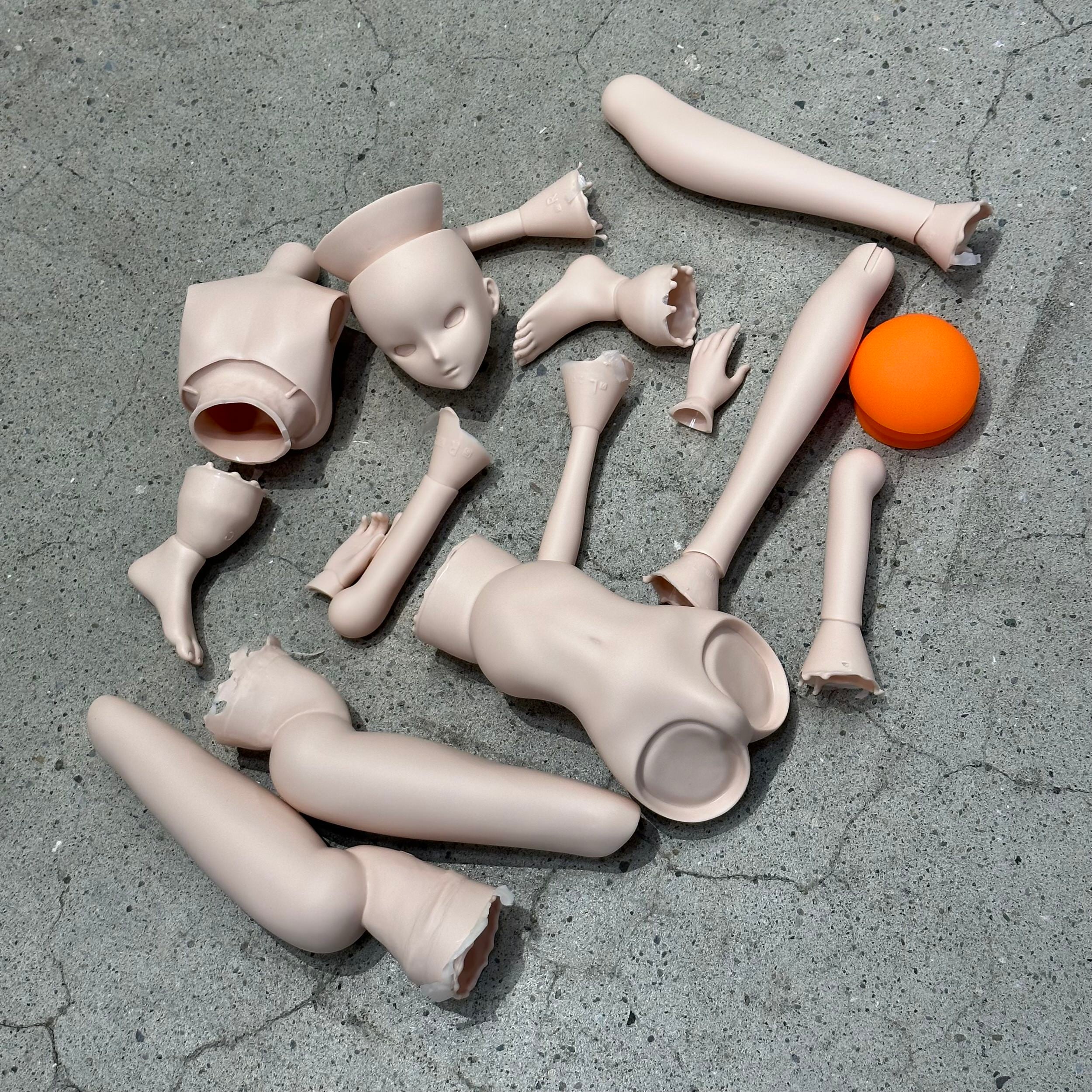 Chaos - Uncut Girls Body (Milk)