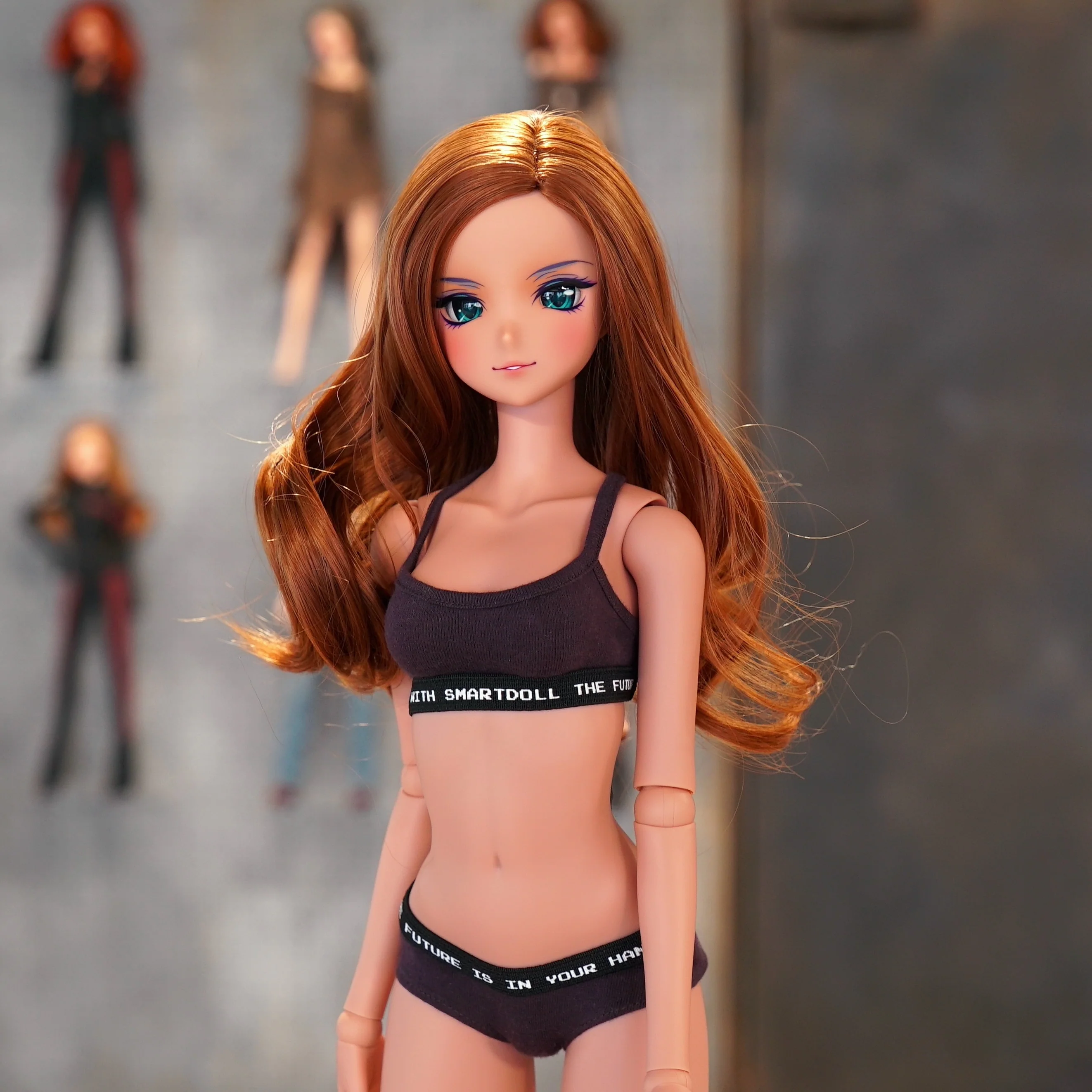 Fiona Candidate (Tea) (Vinyl body) - Image 4