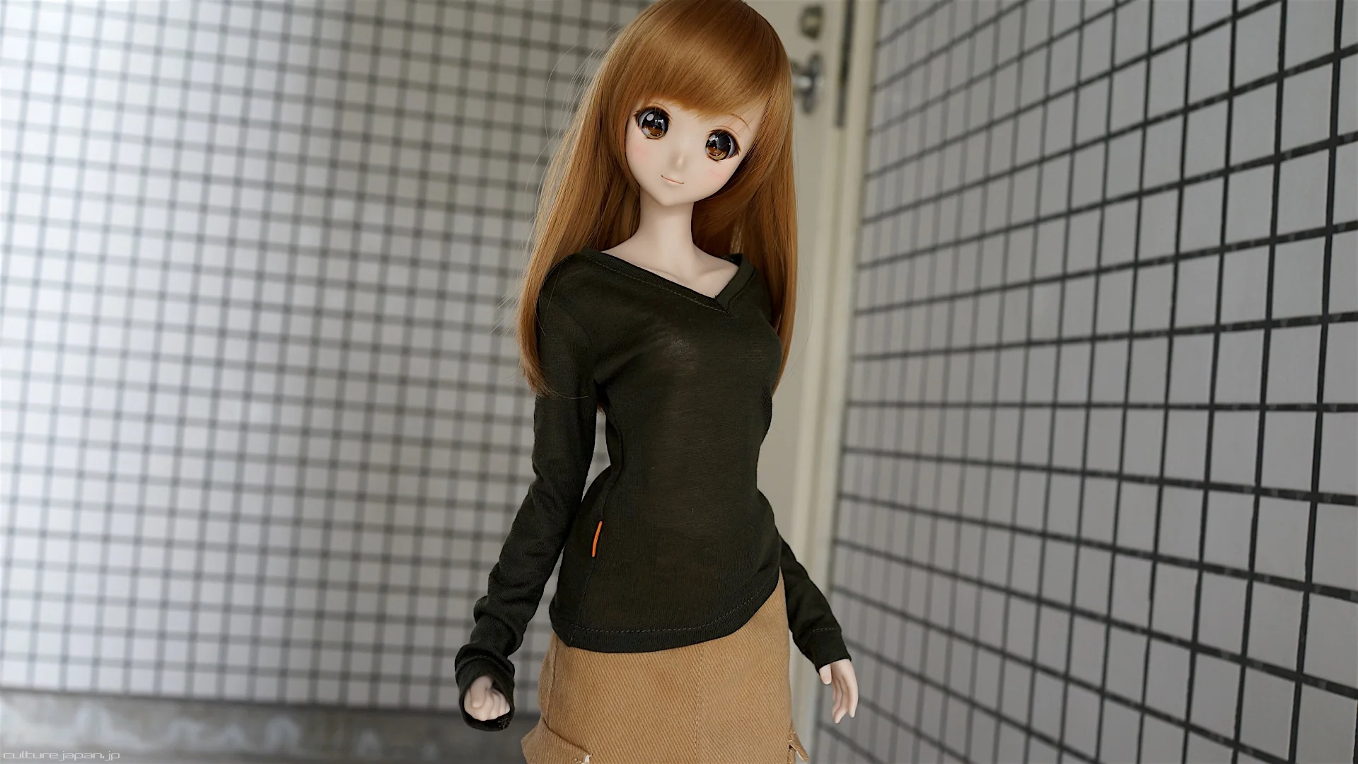 Long Sleeve V-Neck (Green) - Image 4