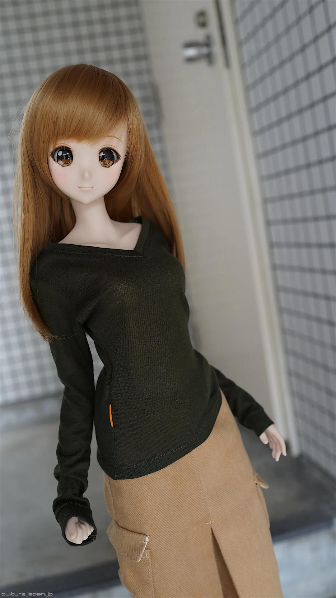 Long Sleeve V-Neck (Green) - Image 5